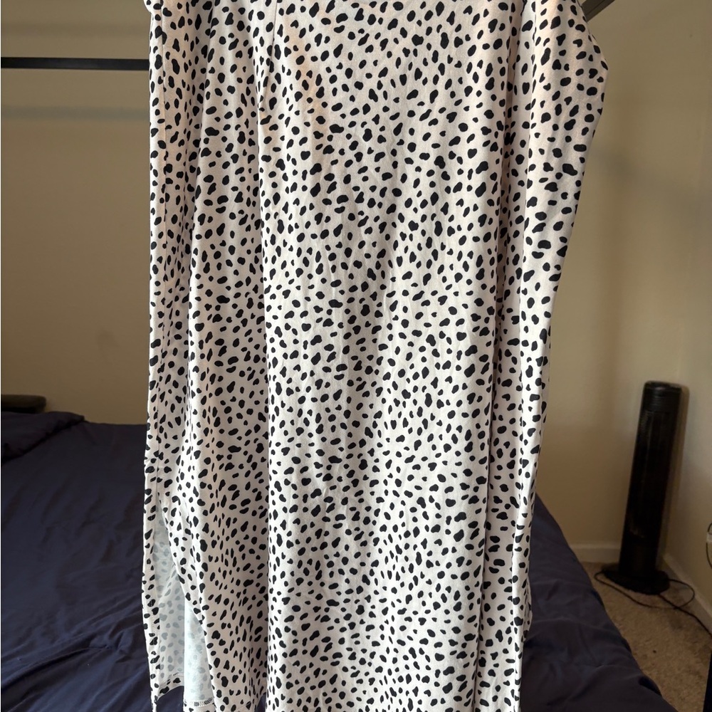 Elegant Black and White Maxi Skirt